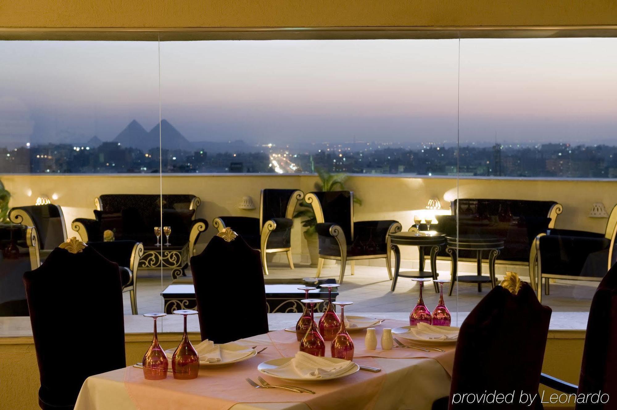 Barceló Cairo Pyramids Hotel Restaurante foto